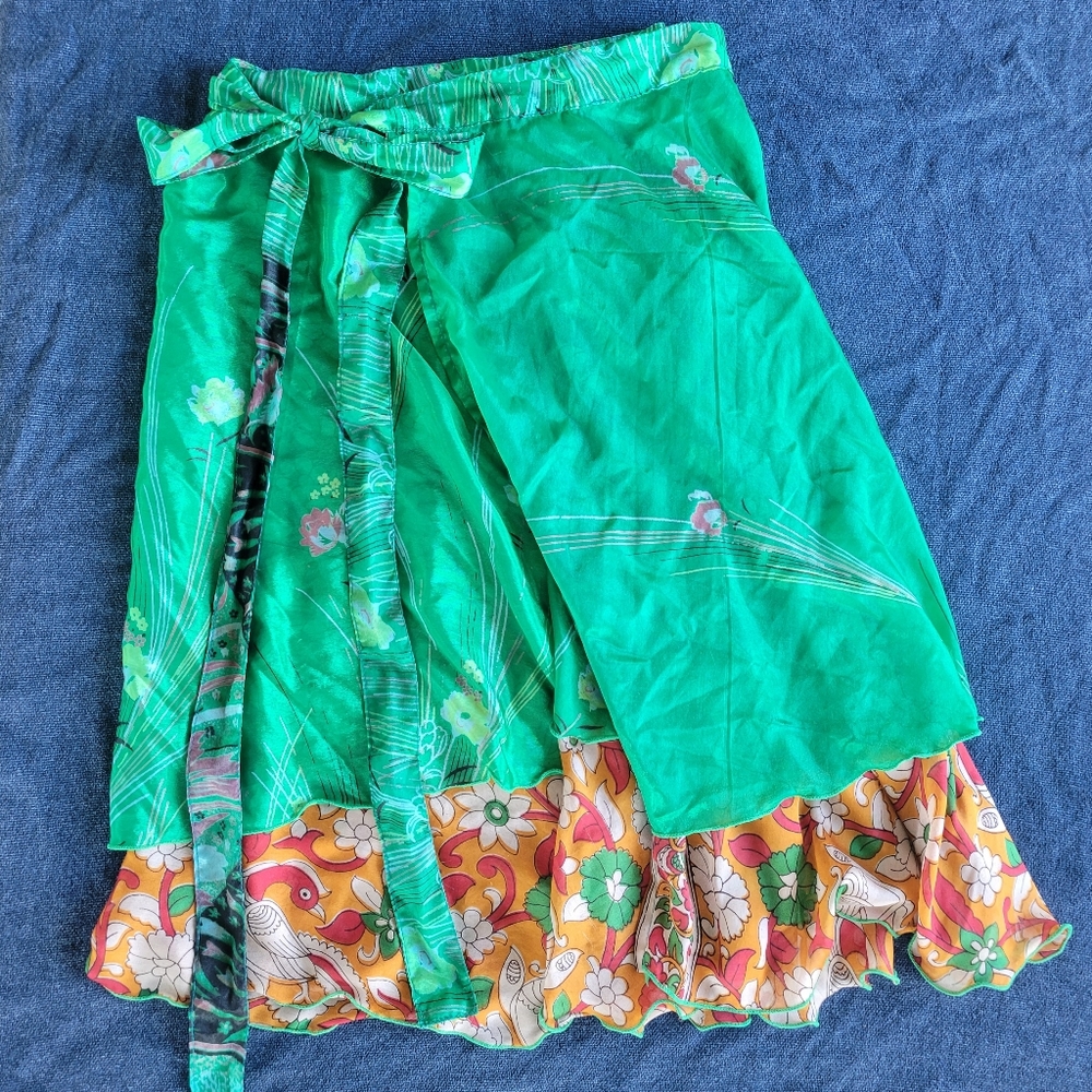 Wevez Reversible Wrap Skirt - Size Small